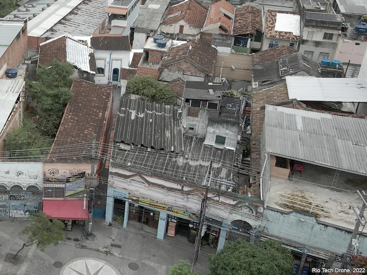 Bem preservado: Rua do Catumbi, nº 52 (Casas 01-07) — foto 1