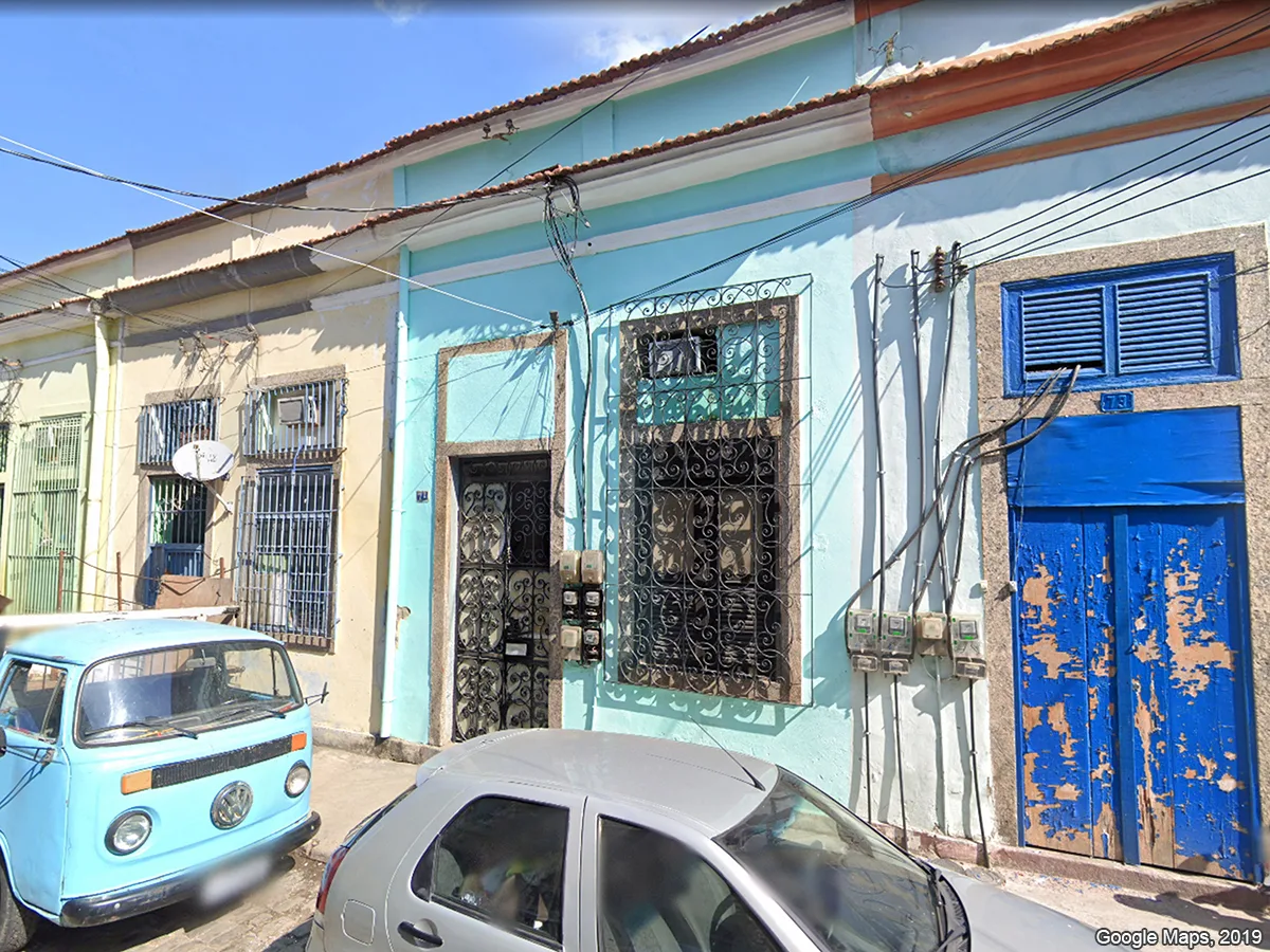 Bem preservado: Rua Costa Ferreira, nº 65-73 (lado ímpar) — foto 1