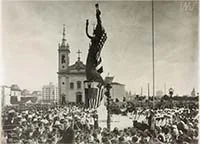 Inauguração da Estátua da Amizade em frente a Igreja de Santa Luzia — foto 1