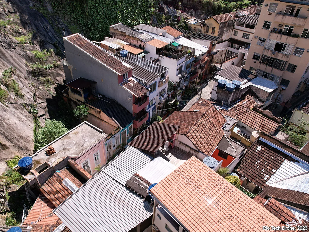 Bem preservado: Rua Tavares Bastos, nº 27 (Casas 01-02, 09, 11-14, 16-21) — foto 2