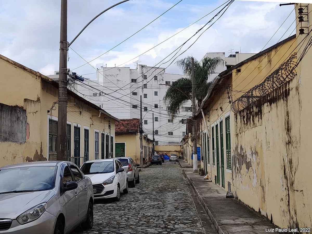 Bem preservado: Conjunto Arq. da Cia de Fiação Confiança: Rua Silva Teles, nº 120 (Casas 01-32) Rua Maxwell, nº 259/261 — foto 2