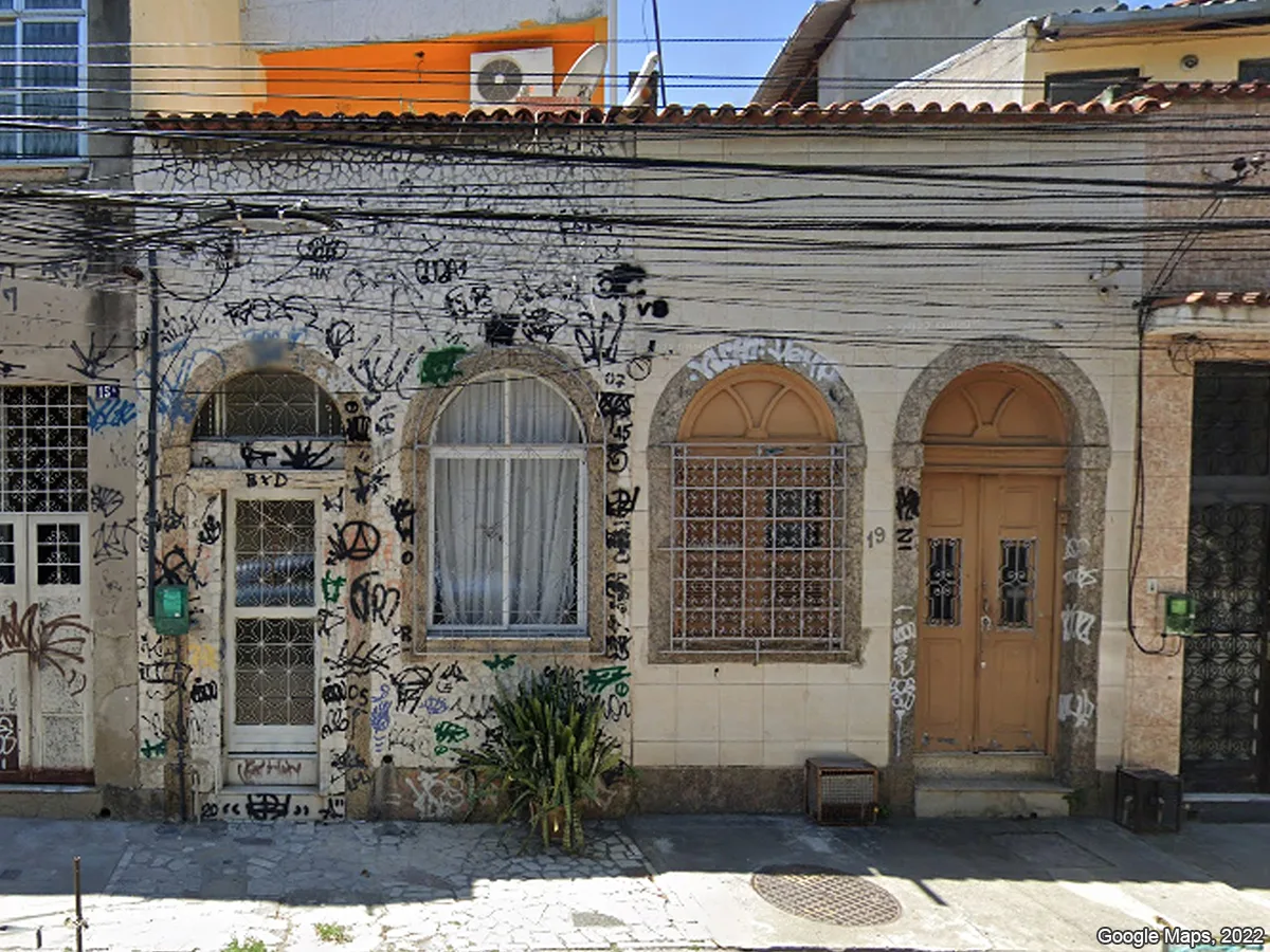 Bem preservado: Rua Carolina Reidner, nº 17/19, 33 — foto 1