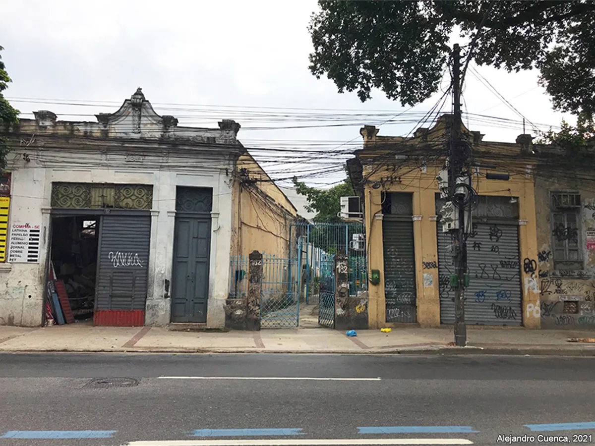 Bem preservado: Av Salvador de Sá, nº 178/180, 182 (vila) 184/186 — foto 1