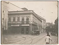 Vista da Avenida Passos com o Teatro São Pedro de Alcântara, atual Teatro João Caetano — foto 1