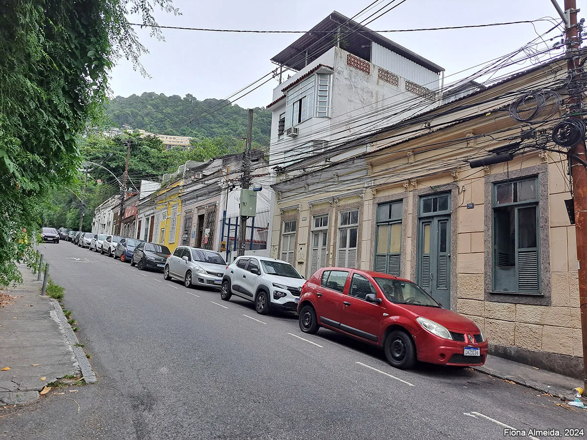 Bem preservado: Rua Mario Portela, nº 206/212, 222, 230/236, 240/250, 256 — foto 1