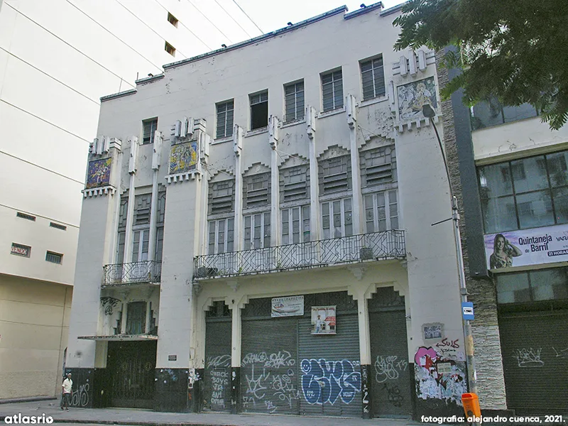Clube dos Democráticos — foto 1